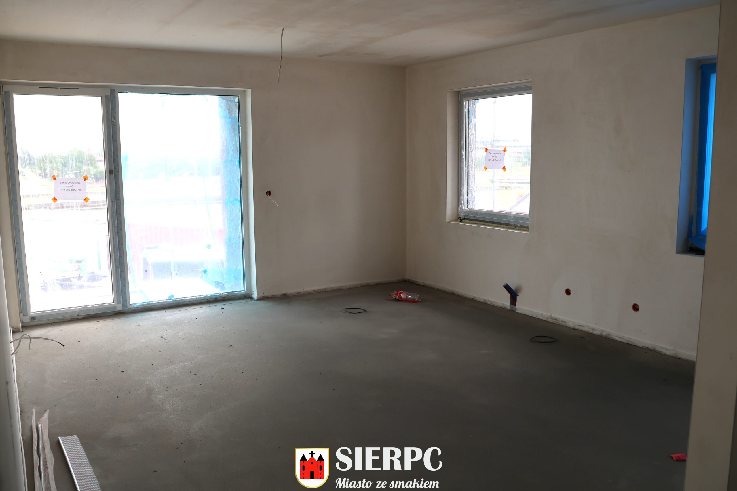 Budowa bloków wielorodzinnych przy ul. Dworcowej w Sierpcu. Zdjęcie z placu budowy.