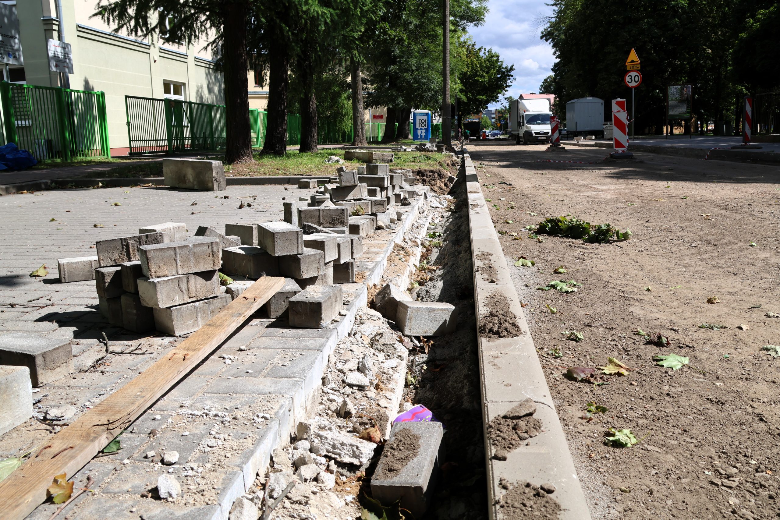 Remont ul. Wiosny Ludów na odcinku od ul. Płockiej do skrzyżowania z ul. Braci Tułodzieckich.