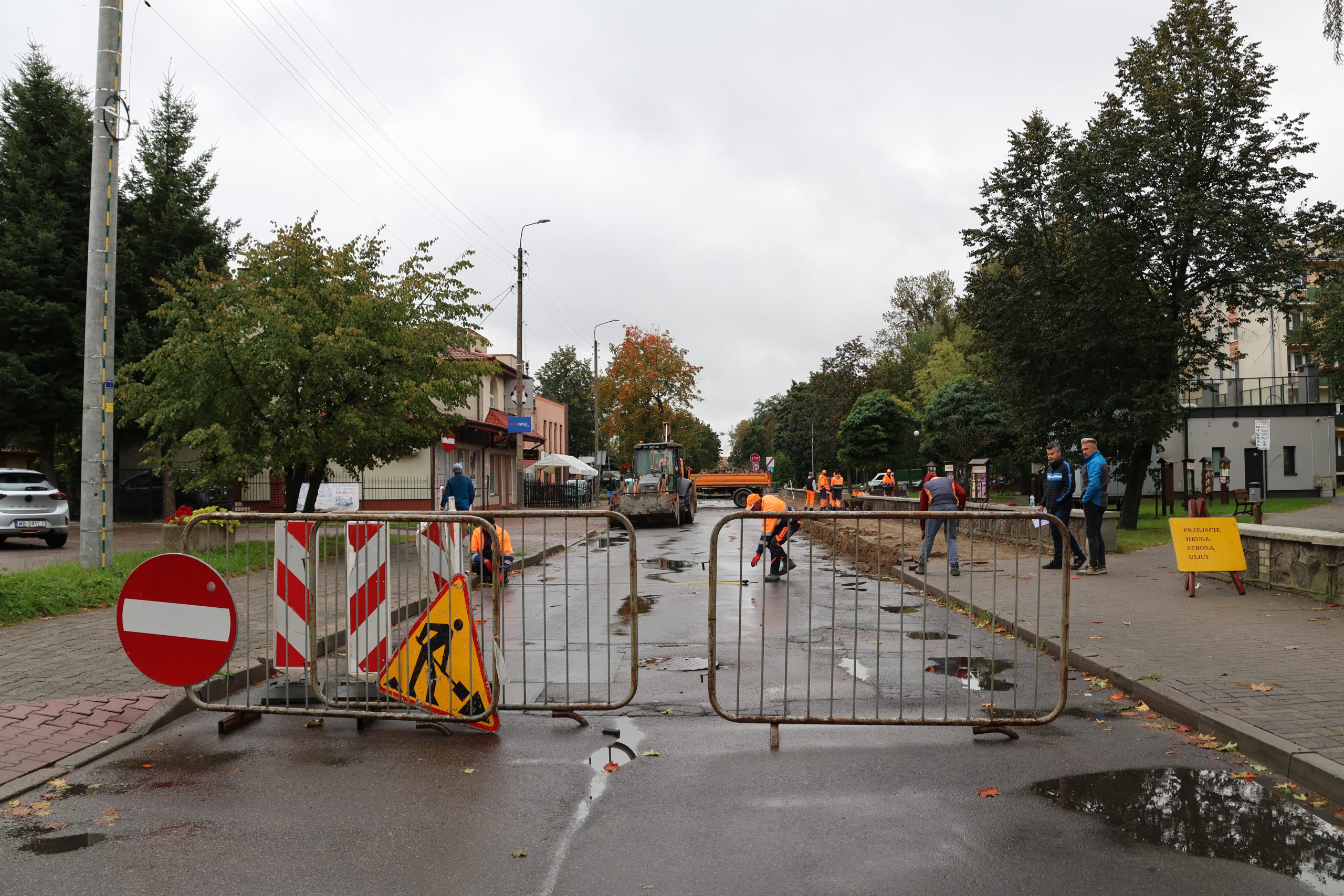 Zdjęcia z modernizacji ul. Wiosny Ludów - odcinek od ul. Braci Tułodzieckich do Piastowskiej